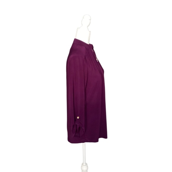 PerSeption Concept Stylish Purple Burgundy V-neck Zipper 3/4 Sleeves Top - Picture 4 of 7